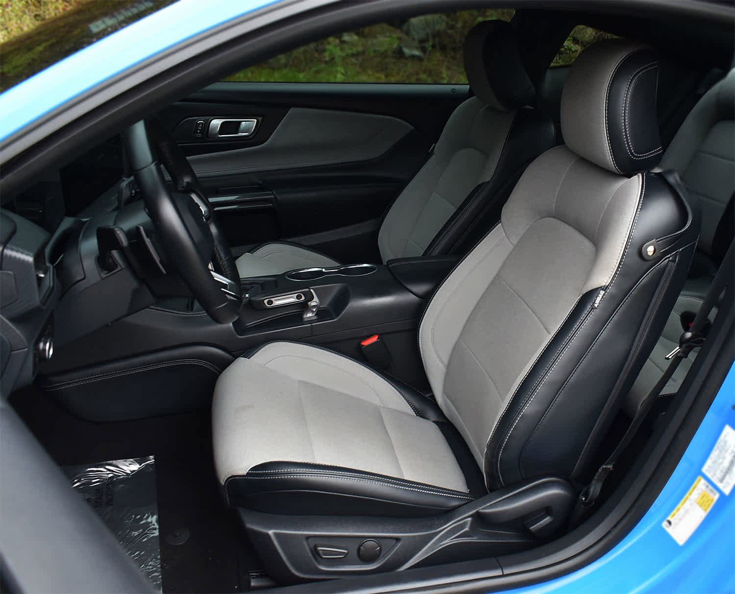 Used 2024 Ford Mustang GT w/ GT Performance Package RWD image 12