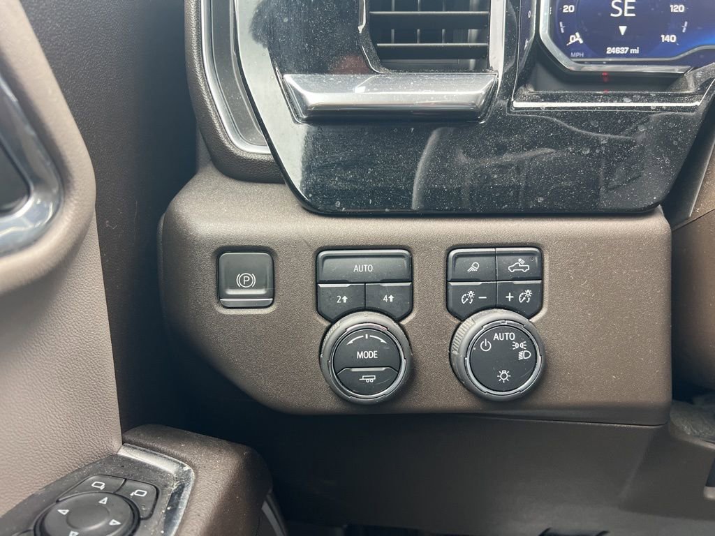 Used 2023 Chevrolet Silverado 1500 LT w/ Safety Package image 11