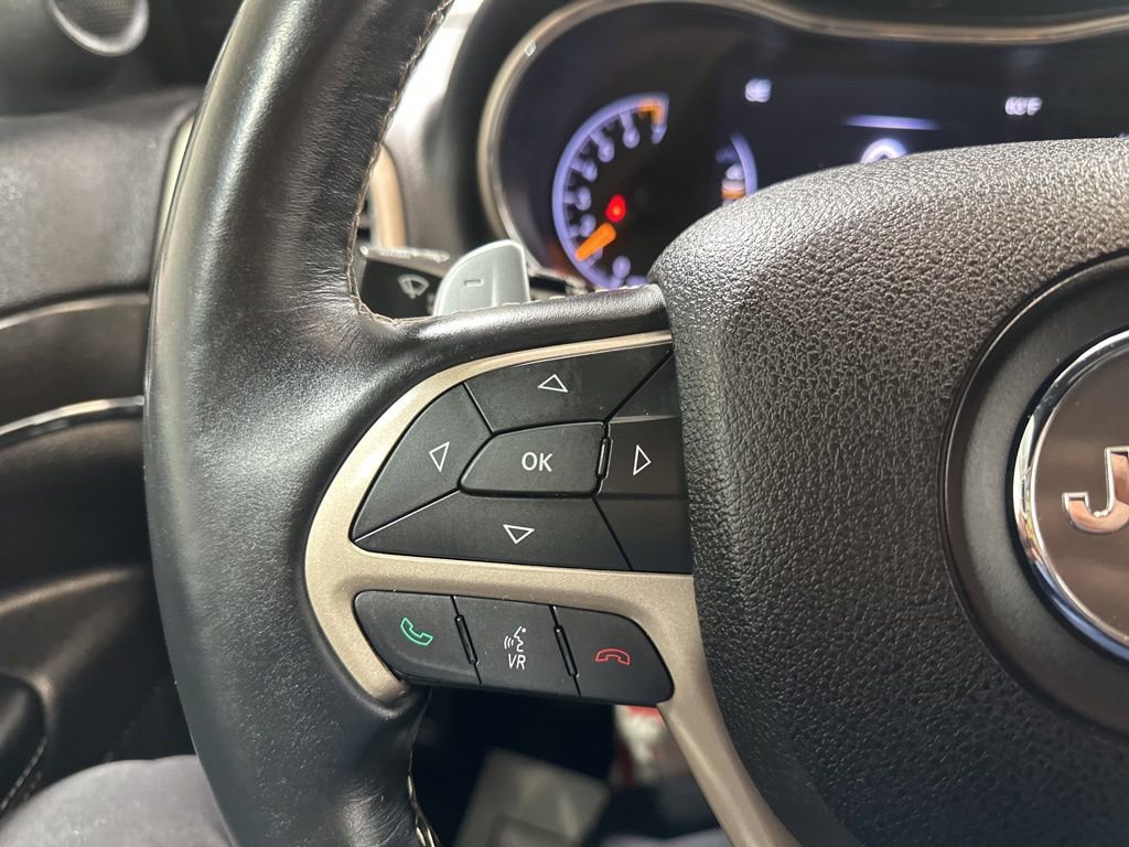 Used 2016 Jeep Grand Cherokee Limited image 24