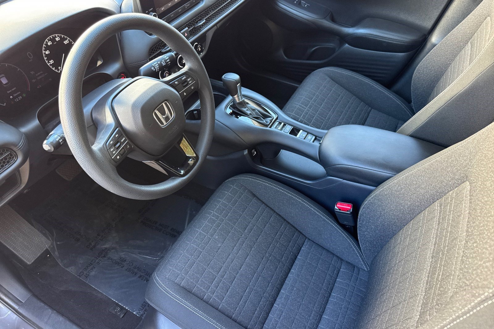 Certified 2023 Honda HR-V LX image 4