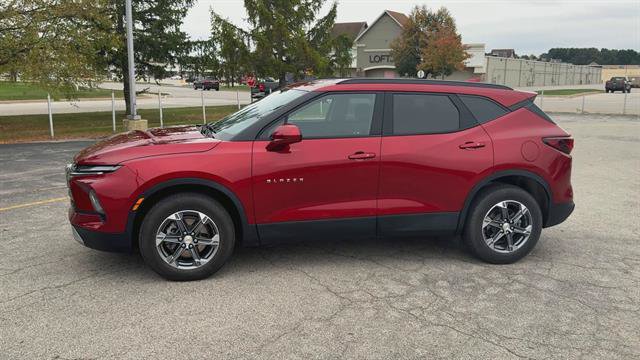Used 2024 Chevrolet Blazer LT w/ Convenience Package FWD image 5