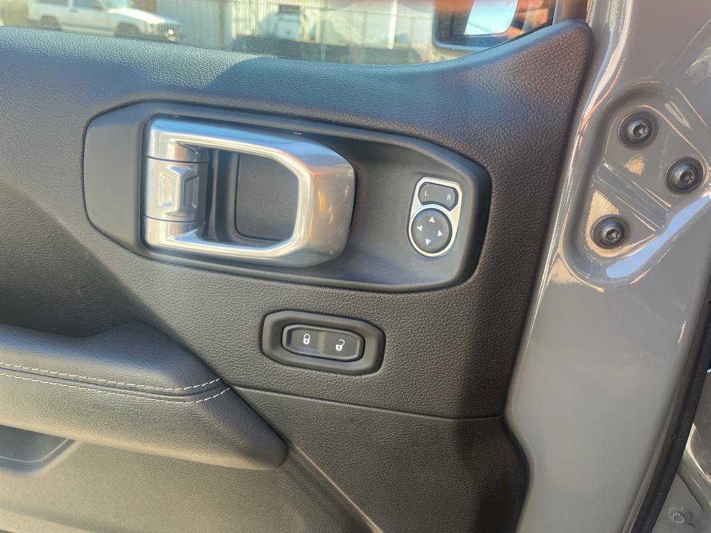 Used 2021 Jeep Wrangler Unlimited Rubicon 4xe image 20