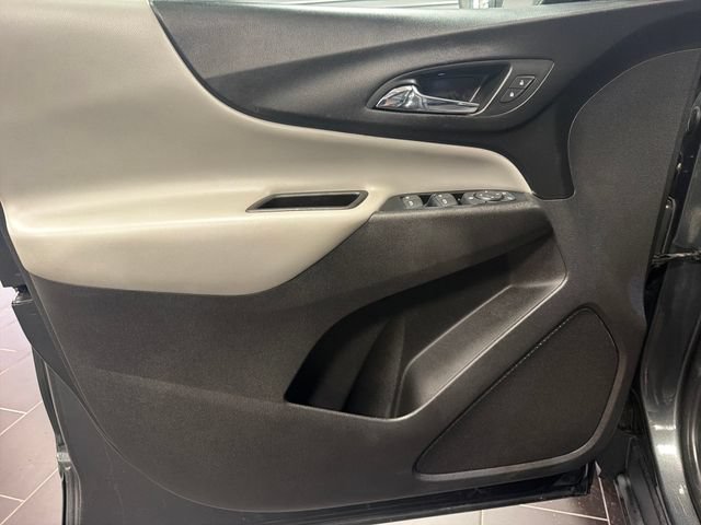 Used 2019 Chevrolet Equinox LS FWD image 10