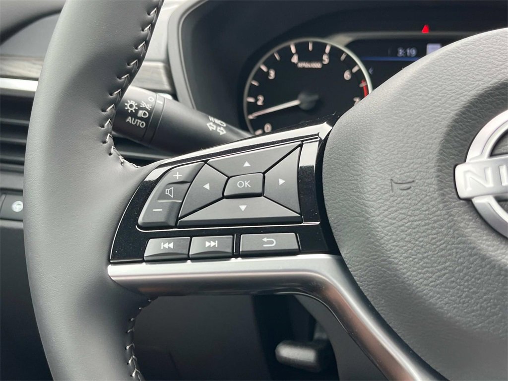 New 2025 Nissan Altima 2.5 SV w/ SV Premium Package image 23