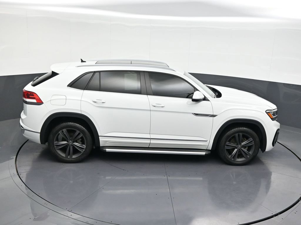 Used 2020 Volkswagen Atlas Cross Sport SE w/ Panoramic Sunroof Package image 25