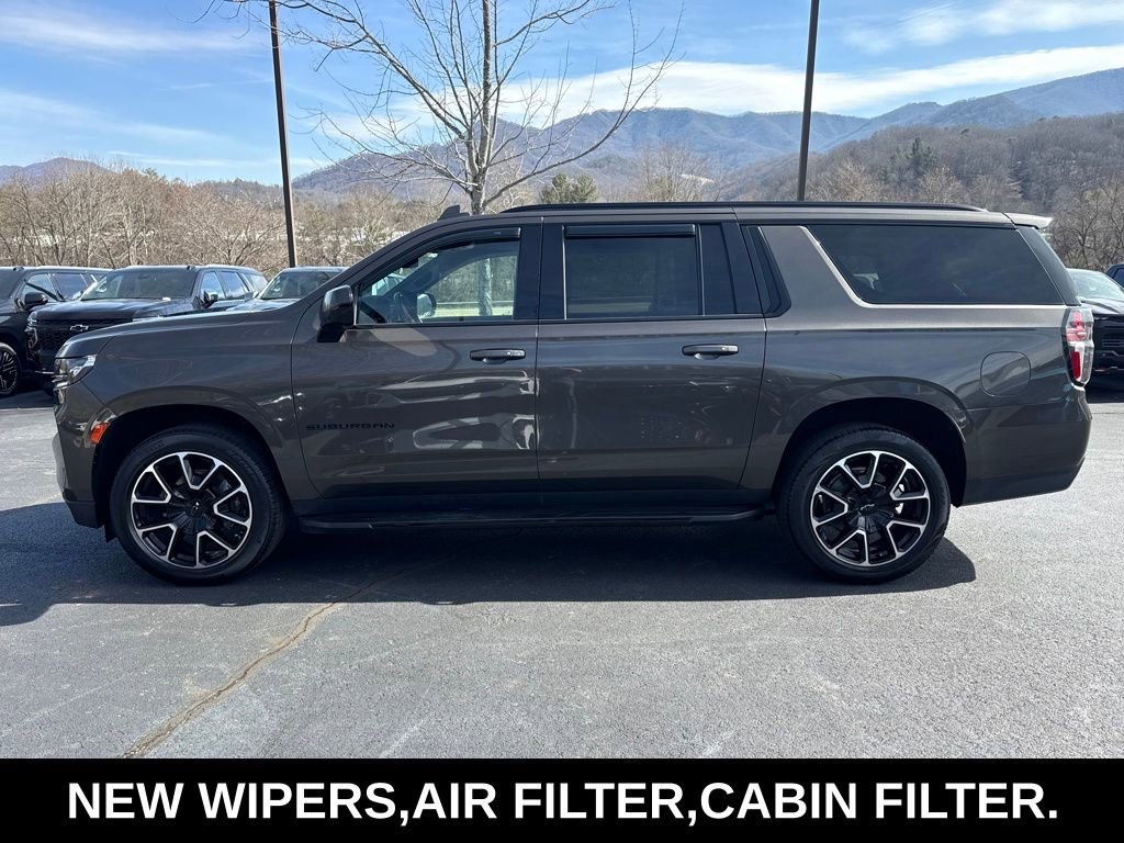 Used 2021 Chevrolet Suburban RST image 9