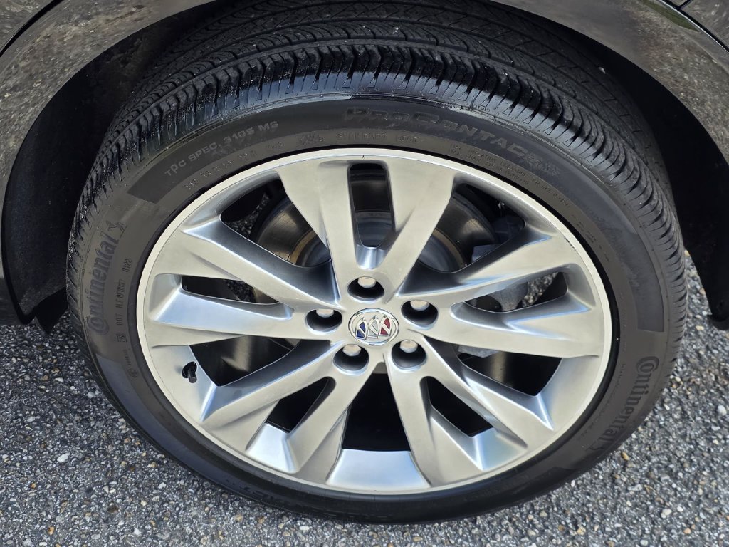 Used 2023 Buick Envision Avenir AWD/4WD image 51