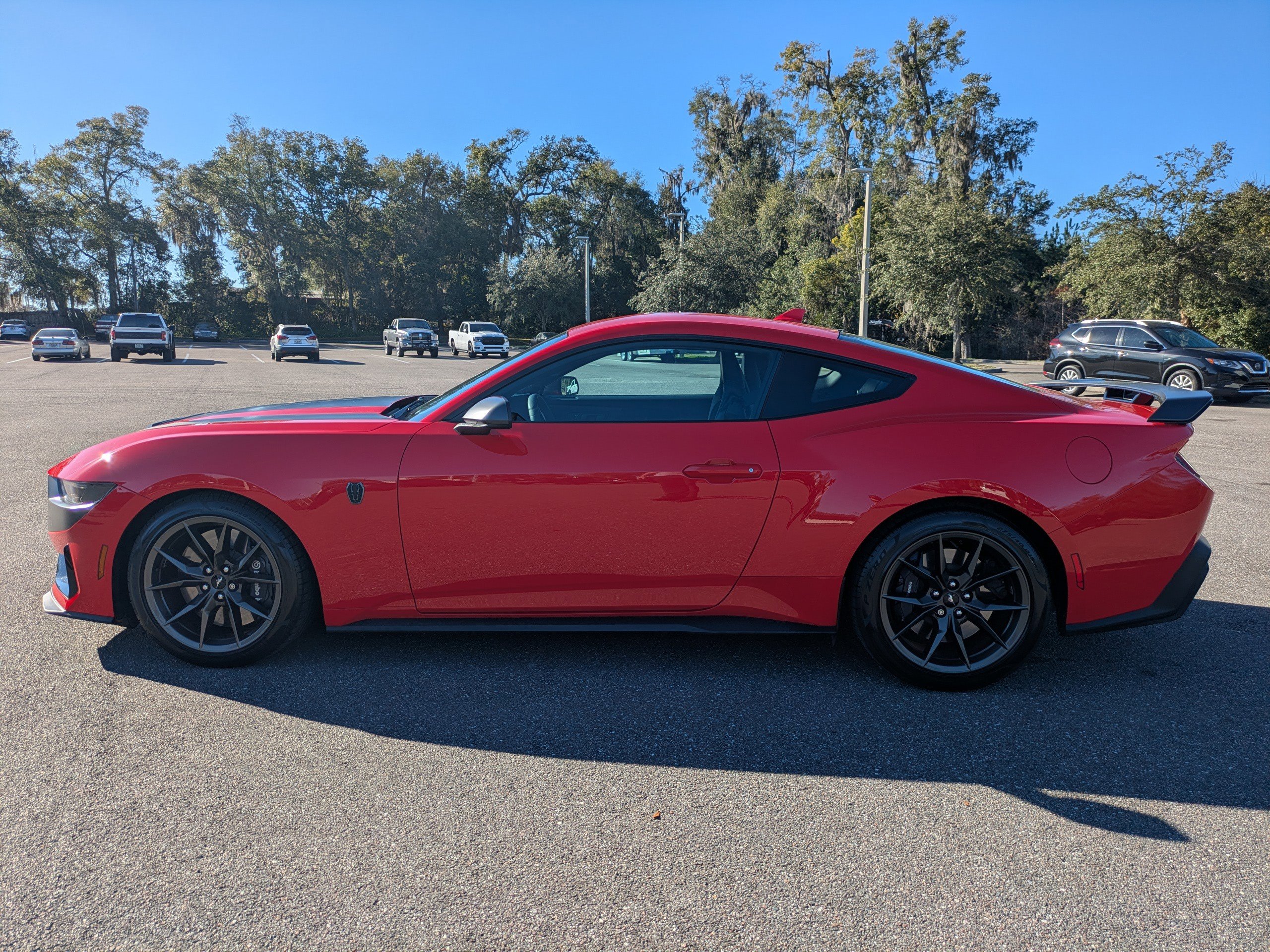 Used 2025 Ford Mustang Dark Horse image 7
