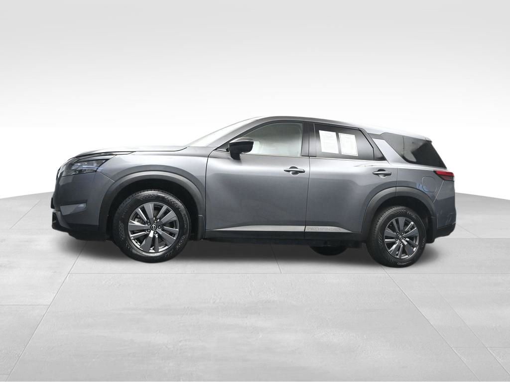 Used 2024 Nissan Pathfinder S AWD/4WD image 25