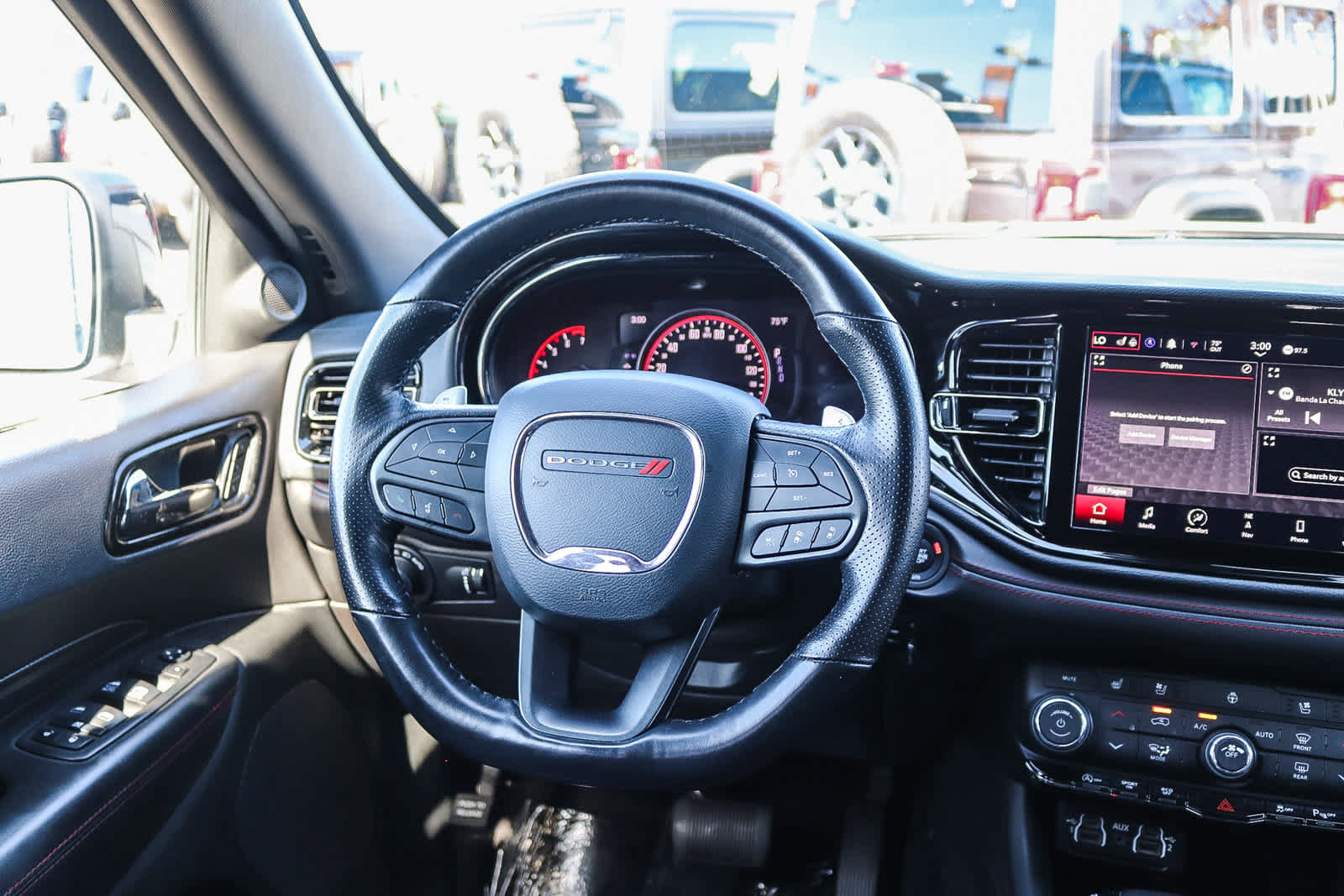 Used 2024 Dodge Durango GT RWD image 15