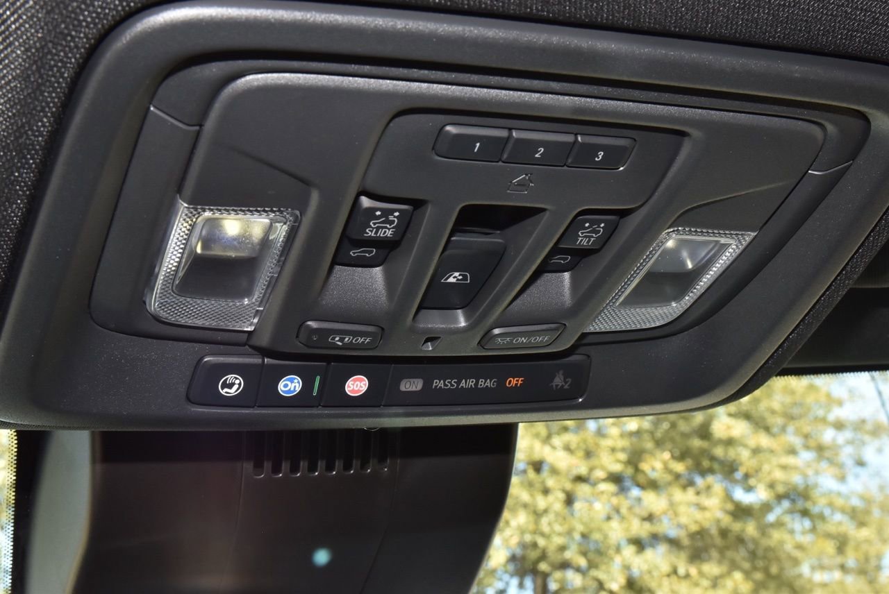 Used 2025 GMC Sierra 1500 AT4 w/ AT4 Premium Package image 32