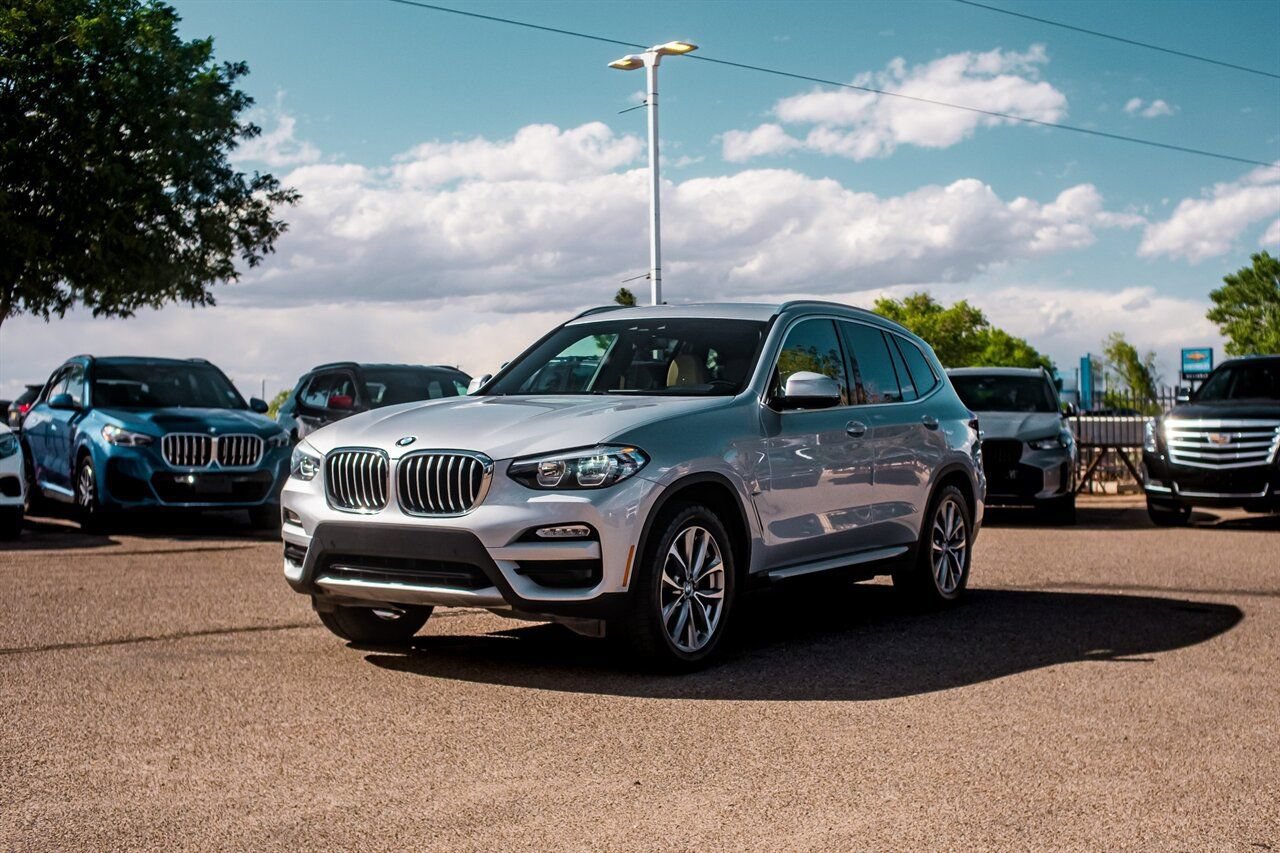Used 2019 BMW X3 xDrive30i w/ Driving Assistance Package AWD/4WD image 3