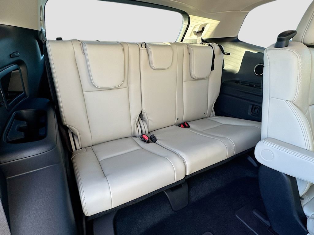 Certified 2025 Subaru Ascent Limited image 39