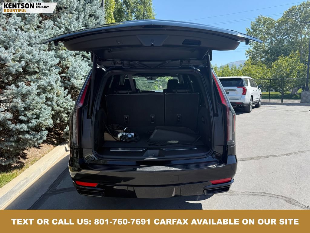 Used 2023 Cadillac Escalade Sport image 40