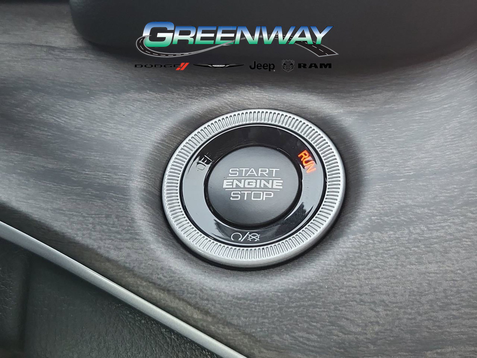 Used 2025 Jeep Grand Cherokee Limited RWD image 30