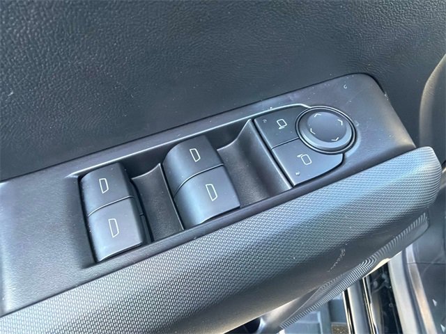 Used 2025 Chevrolet Colorado W/T w/ WT Custom Package image 18