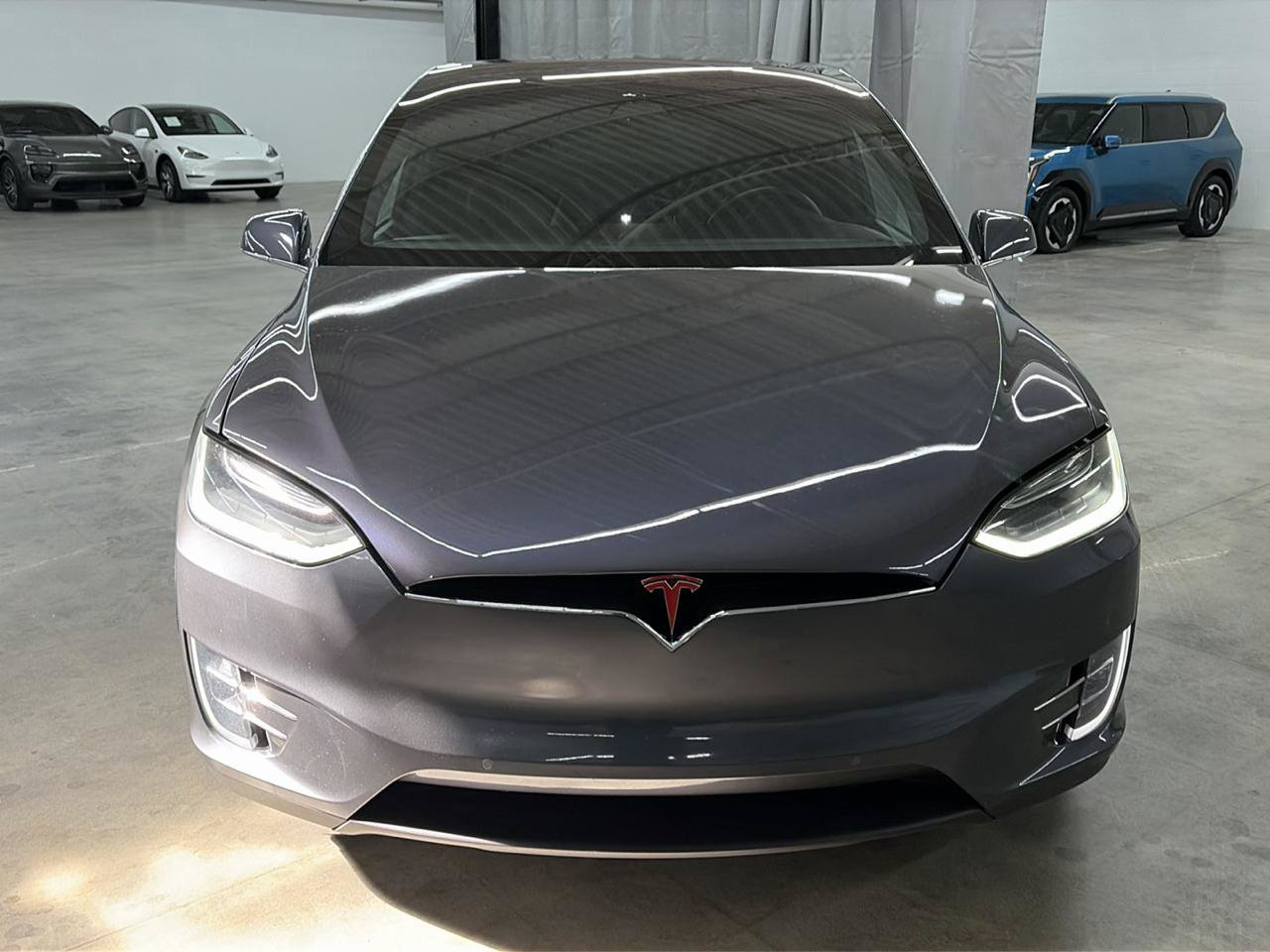 Used 2018 Tesla Model X 75D AWD/4WD image 8