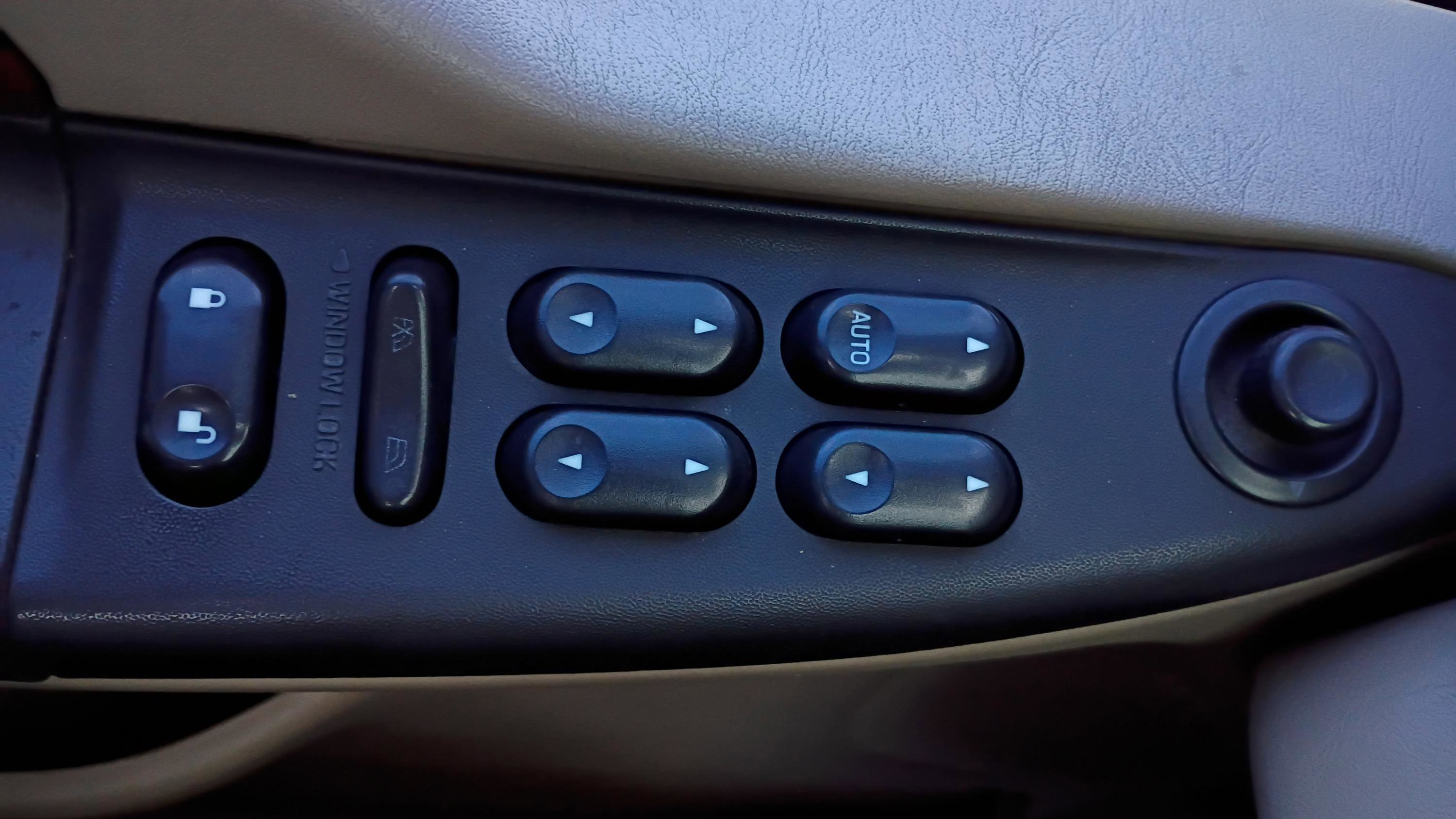 Used 2006 Ford F350 Lariat image 37