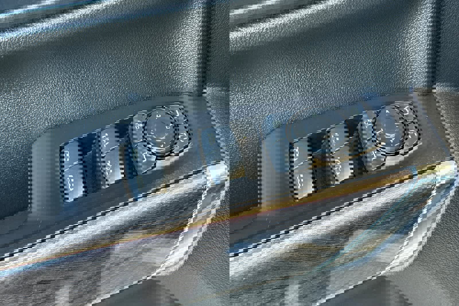 Used 2021 Chevrolet Silverado 1500 LTZ image 13