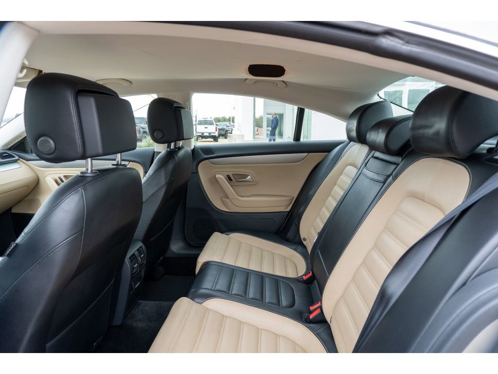 Used 2014 Volkswagen CC Sport image 11