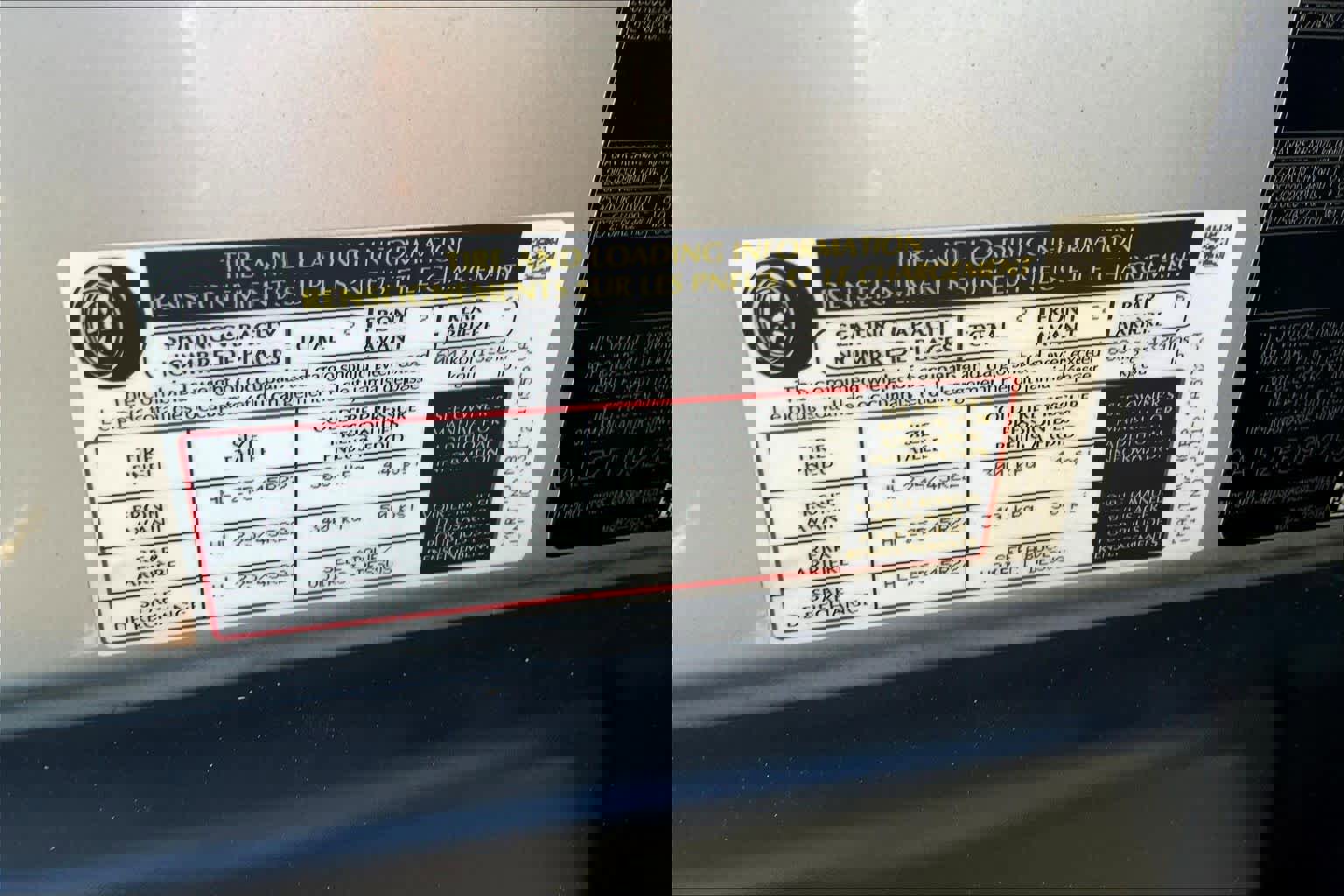 Certified 2023 Land Rover Defender 130 X-Dynamic SE image 62