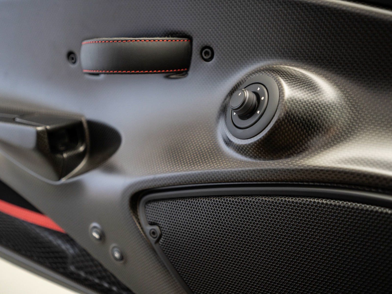 Used 2019 Ferrari 488 Pista Spider RWD image 31