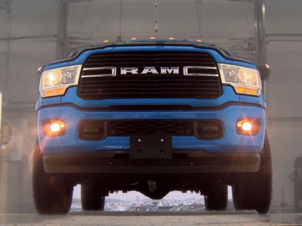 Used 2021 RAM 2500 Big Horn w/ Level 1 Equipment Group AWD/4WD image 3
