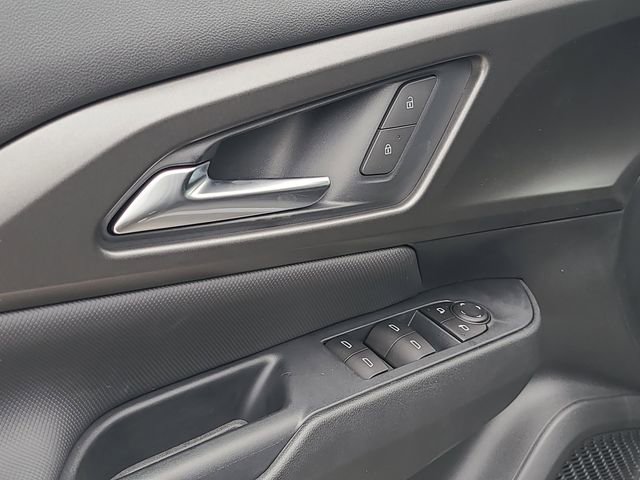 New 2026 Chevrolet Equinox EV LT w/ LPO, Blackout Package image 19