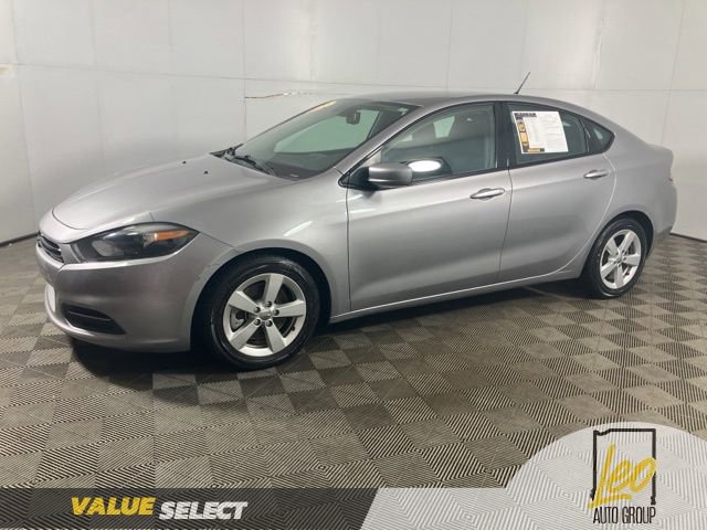 Used 2016 Dodge Dart SXT FWD image 2