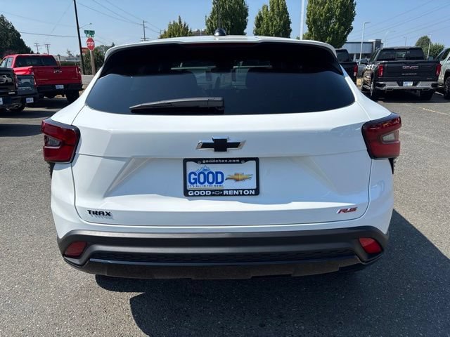New 2026 Chevrolet Trax RS FWD image 4