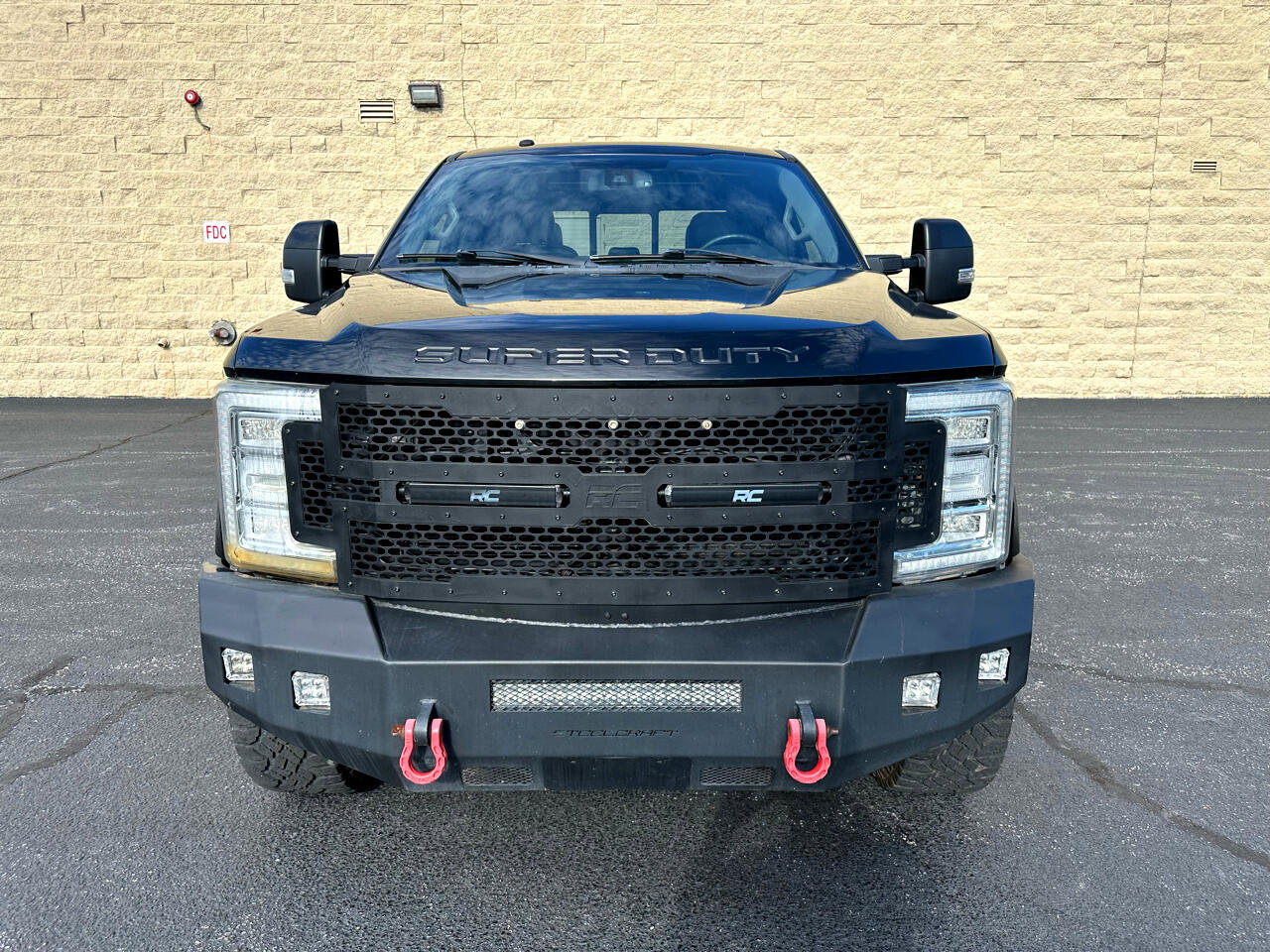 Used 2017 Ford F250 Lariat w/ Lariat Ultimate Package image 8