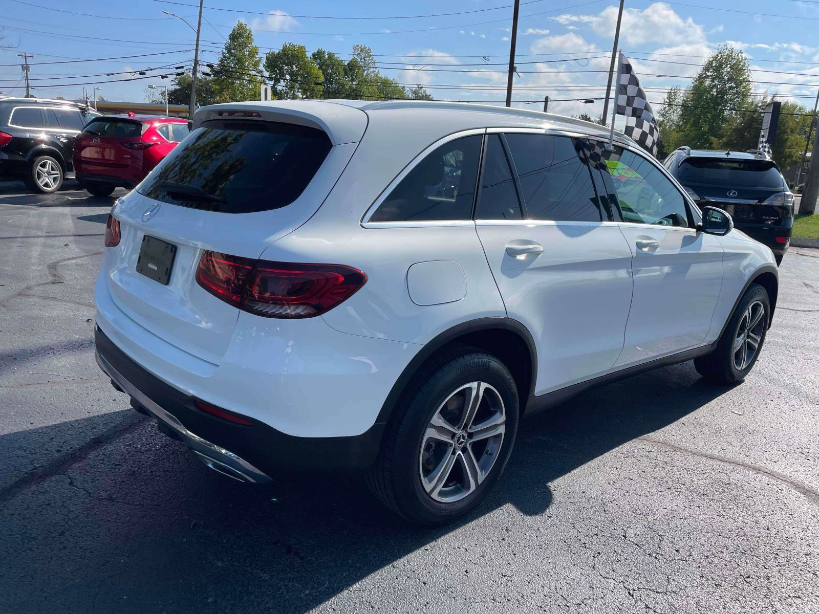 Used 2020 Mercedes-Benz GLC 300 image 4
