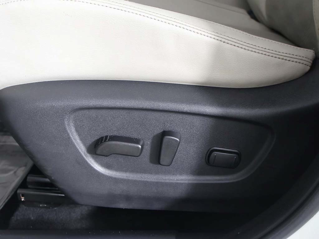 Used 2022 Nissan Rogue Sport SV w/ Technology Package AWD/4WD image 29