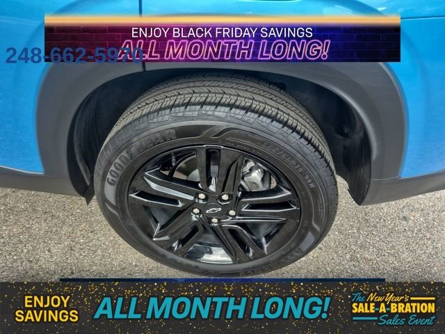 Used 2025 Chevrolet Trax ACTIV w/ Sunroof Package image 7