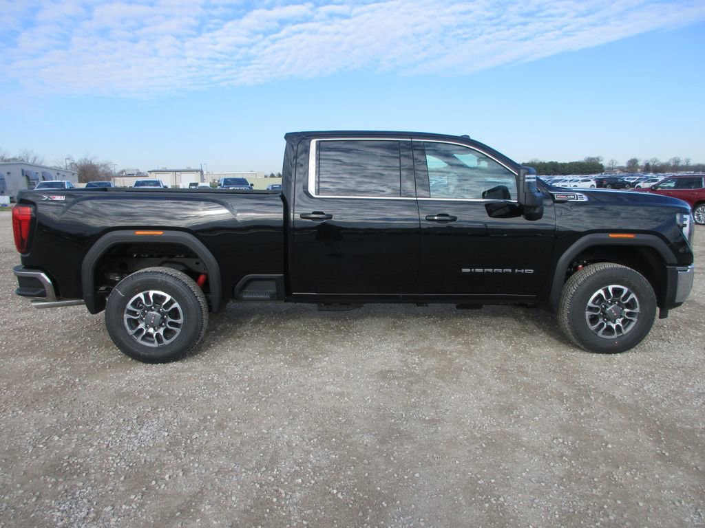 New 2026 GMC Sierra 2500 SLE w/ SLE Value Package; image 3
