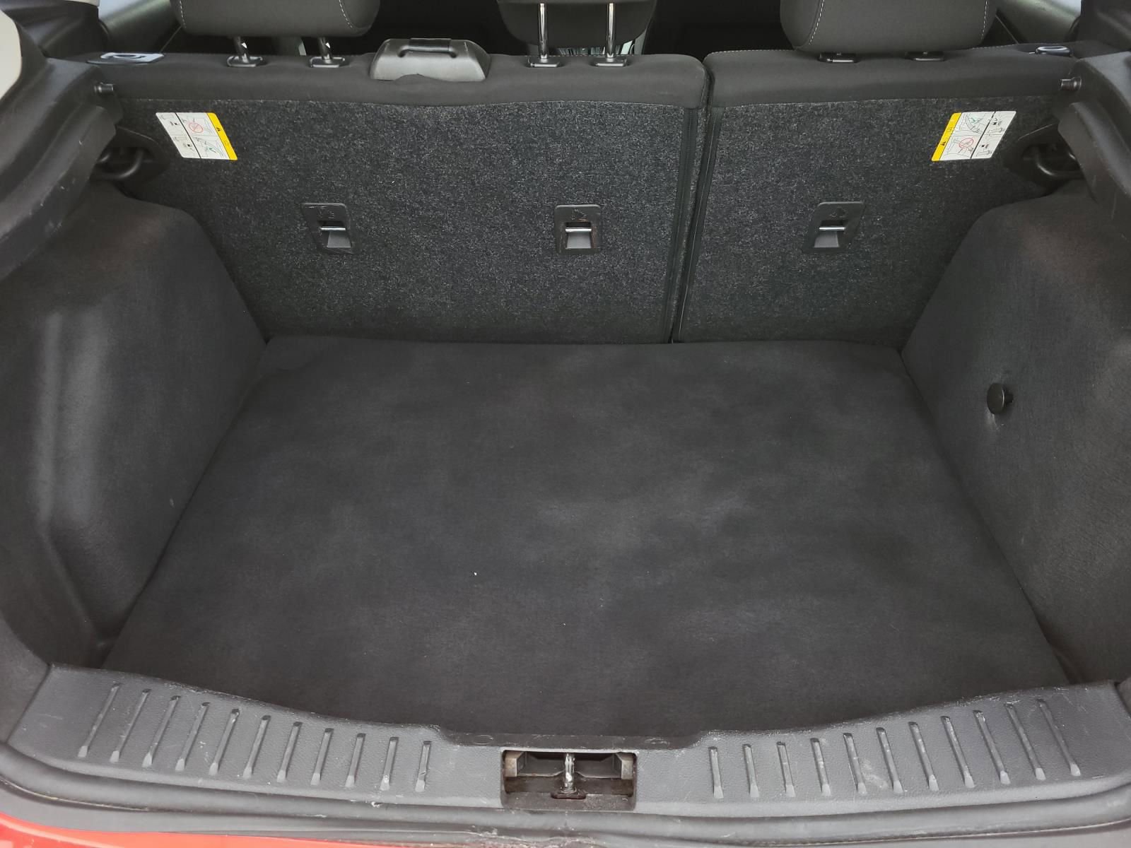 Used 2016 Ford Focus SE image 10