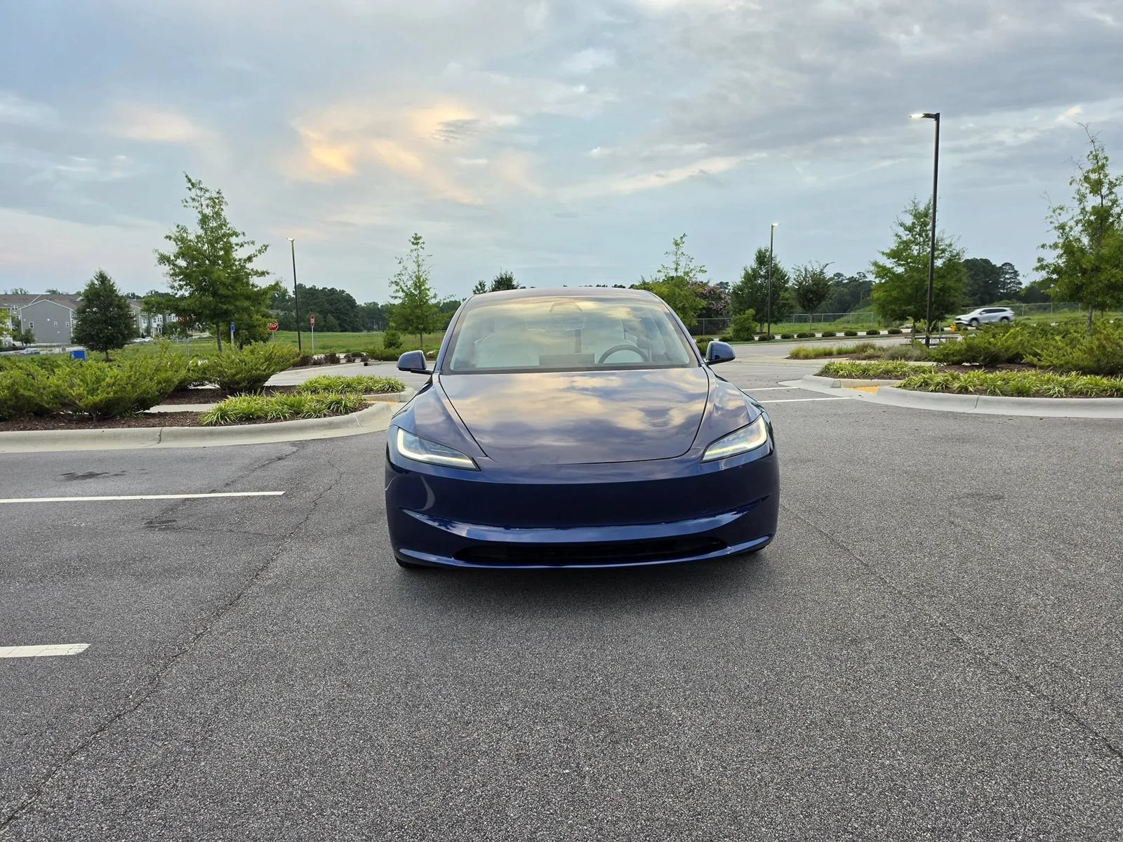 Used 2025 Tesla Model 3 RWD image 2