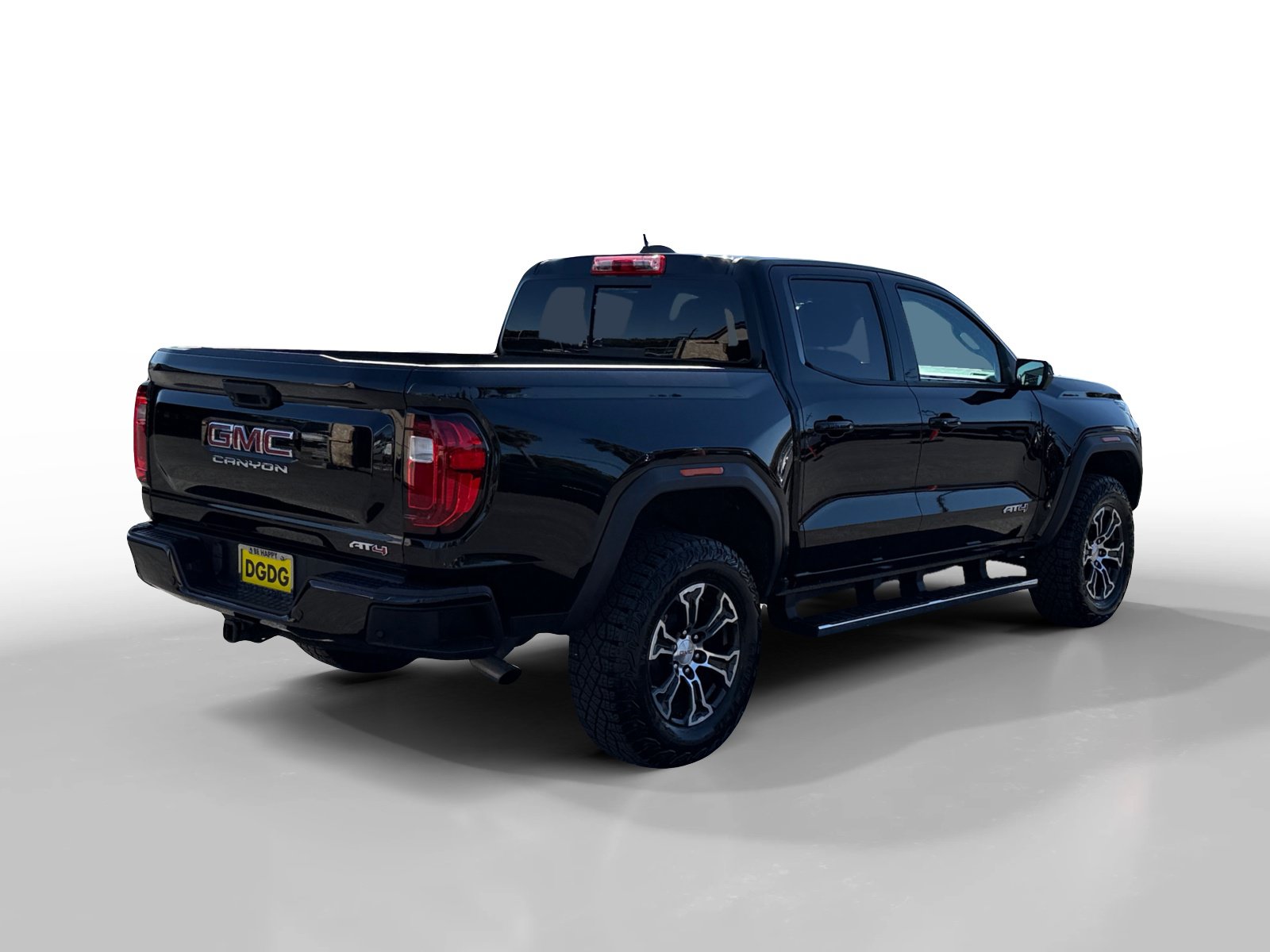 Used 2023 GMC Canyon AT4 w/ AT4 Premium Package AWD/4WD image 5