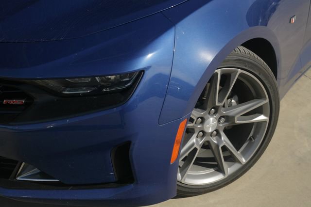 Used 2019 Chevrolet Camaro LT w/ RS Package image 3