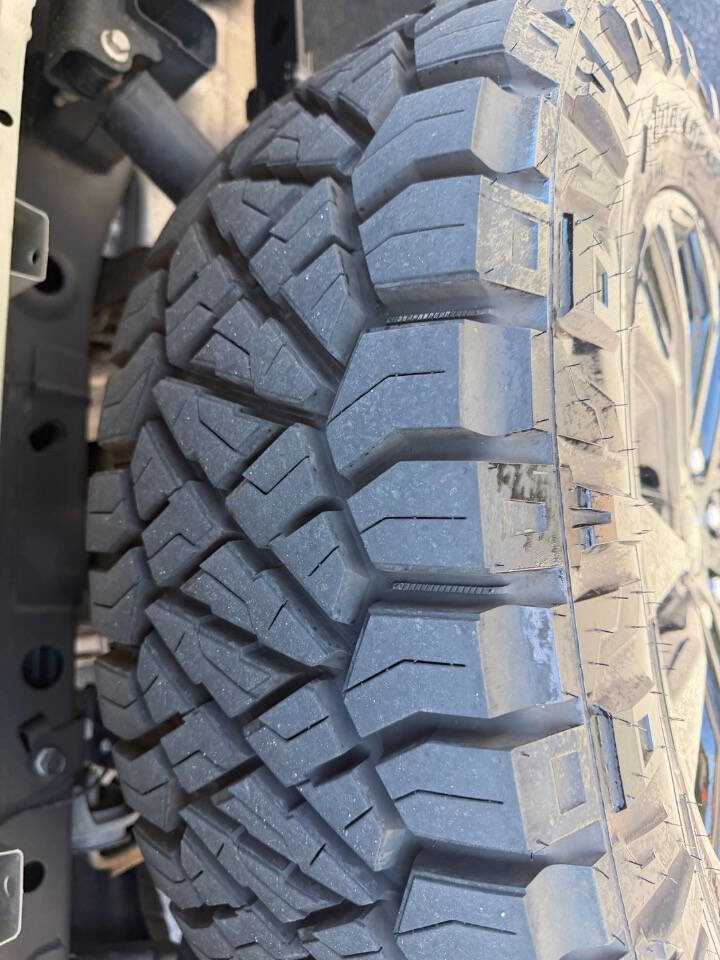 Used 2024 Ford F150 Lariat AWD/4WD image 35