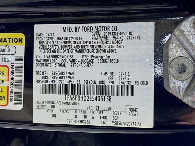 Used 2014 Ford Fusion SE w/ Equipment Group 202A FWD image 32