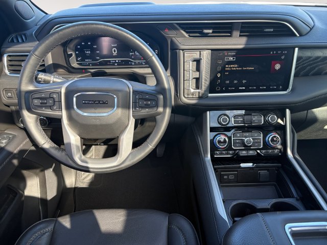 Used 2024 GMC Yukon Denali AWD/4WD image 10