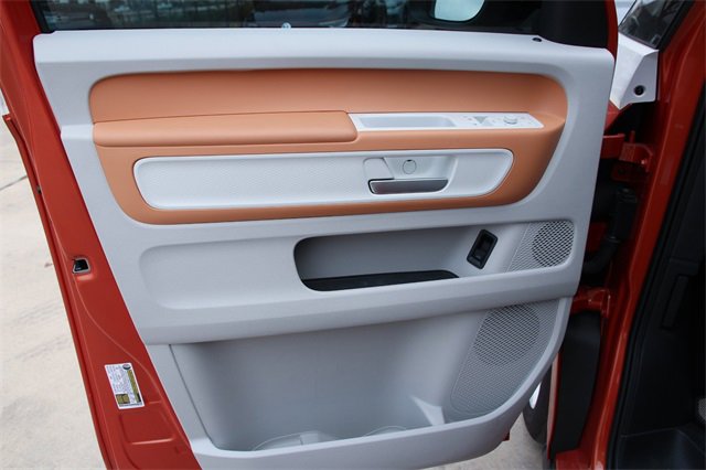 New 2025 Volkswagen ID. Buzz 1st Edition image 12