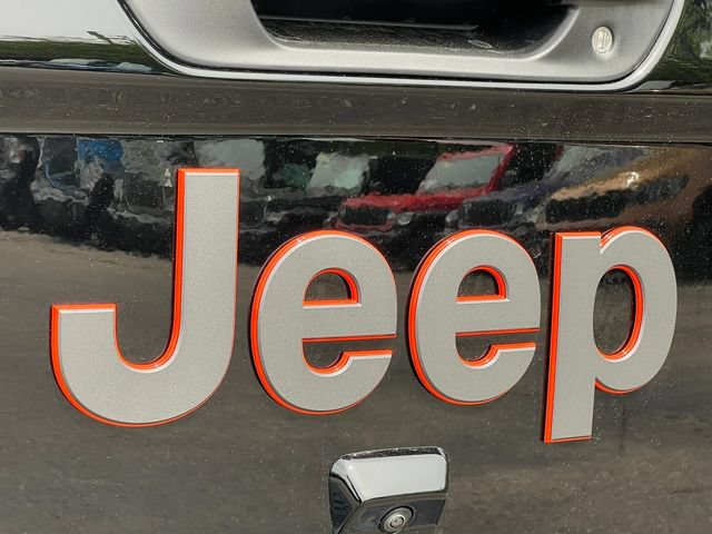 New 2026 Jeep Gladiator Mojave w/ Safety Group AWD/4WD image 58