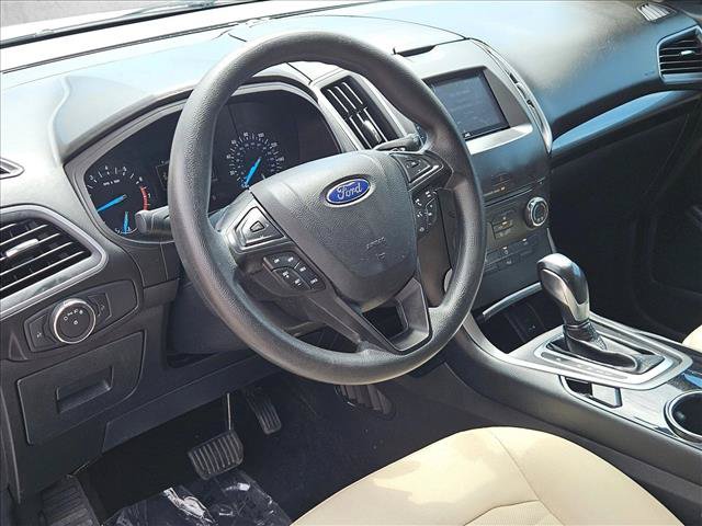 Used 2015 Ford Edge SE FWD image 11