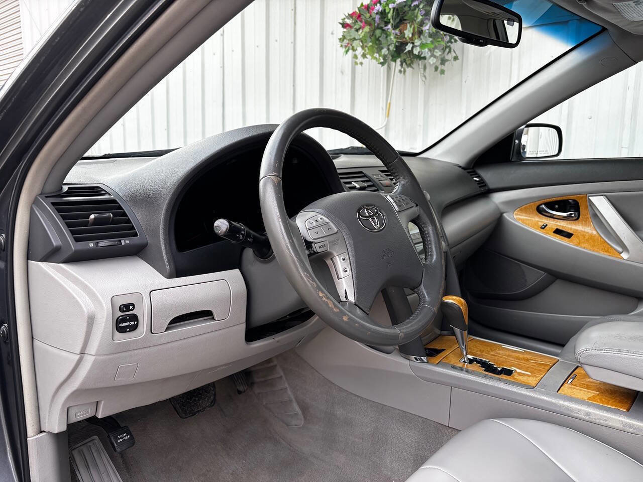 Used 2007 Toyota Camry XLE FWD image 34