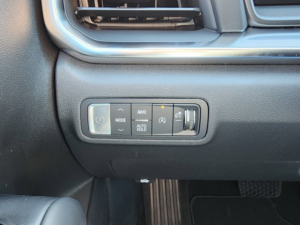 New 2026 GMC Terrain Elevation w/ Elevation Premium Package image 17