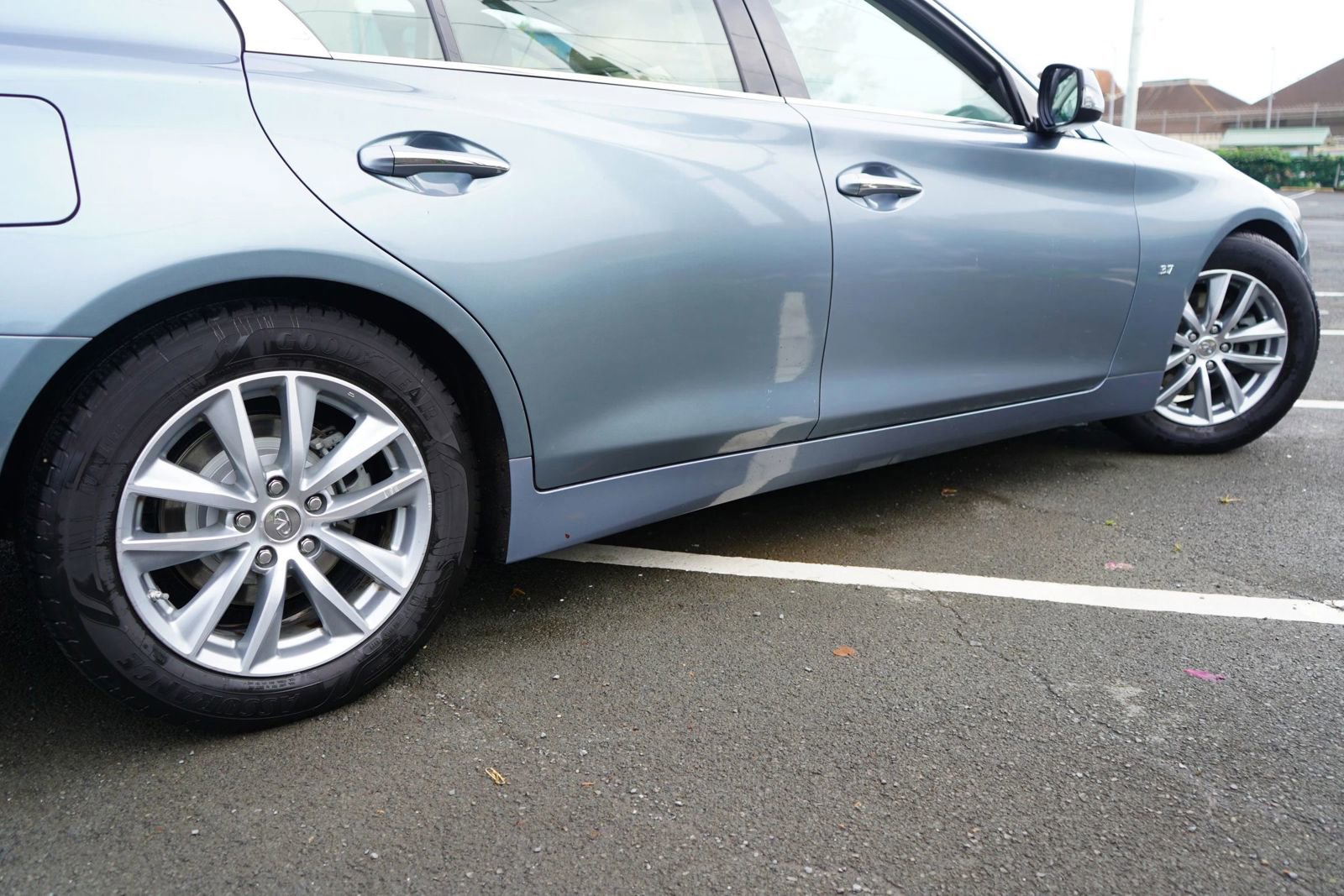 Used 2015 INFINITI Q50 Premium w/ Navigation Package image 5