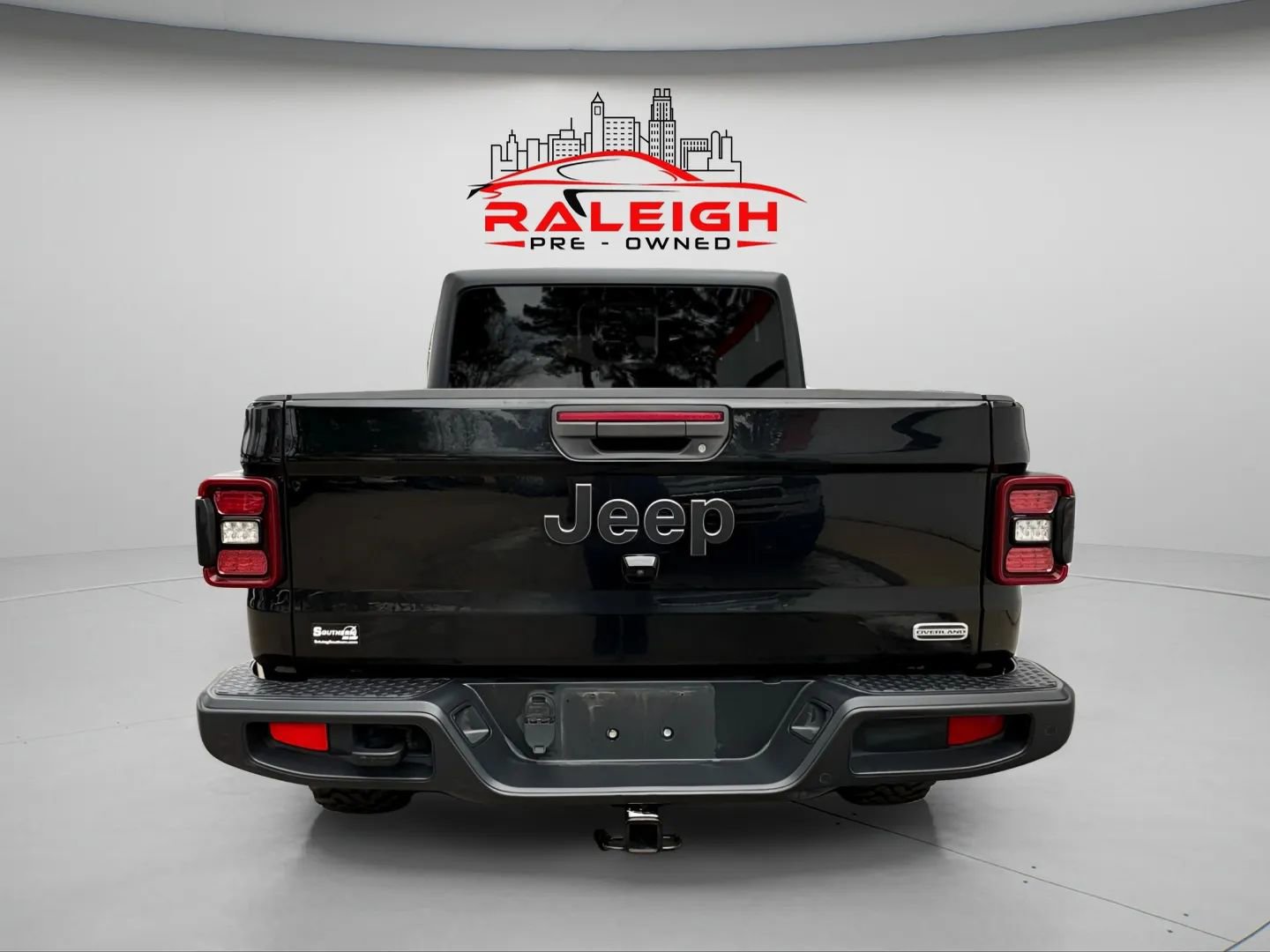 Used 2020 Jeep Gladiator Overland image 7