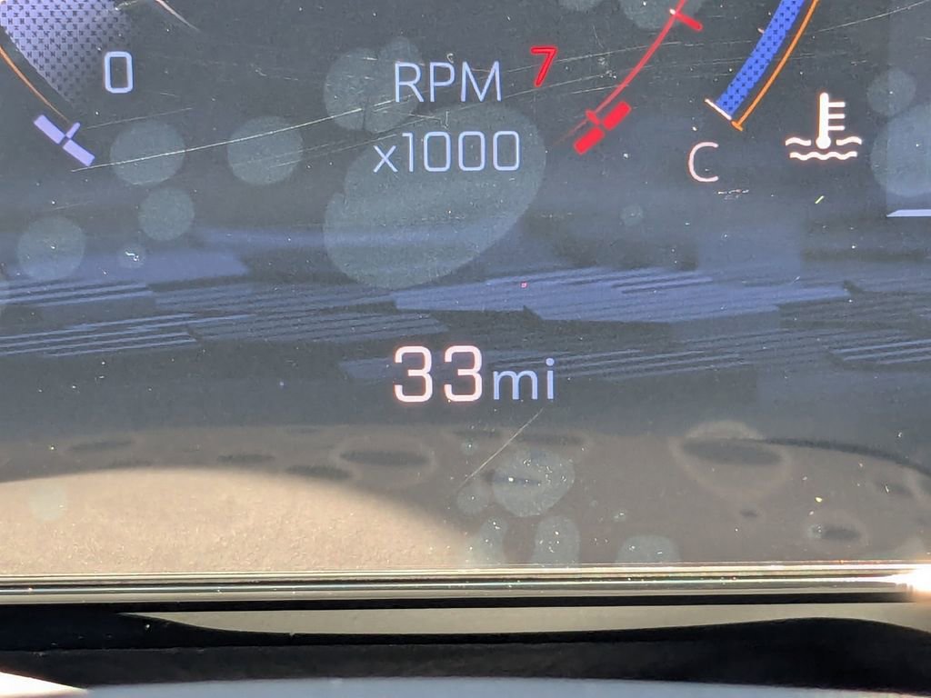 New 2025 Chevrolet Suburban High Country image 31